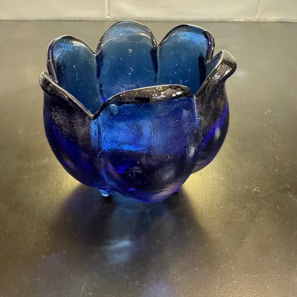 Art Glass Tulip Bowl Home Decor 4.5in Cobalt Blue Hand Blown Petal Lotus Dish